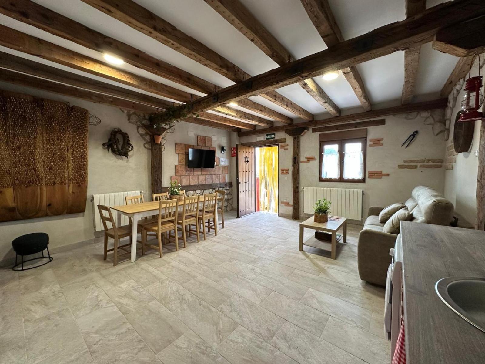 Finca Entrevinedos De Bodegas Marcos Peñafiel Екстериор снимка