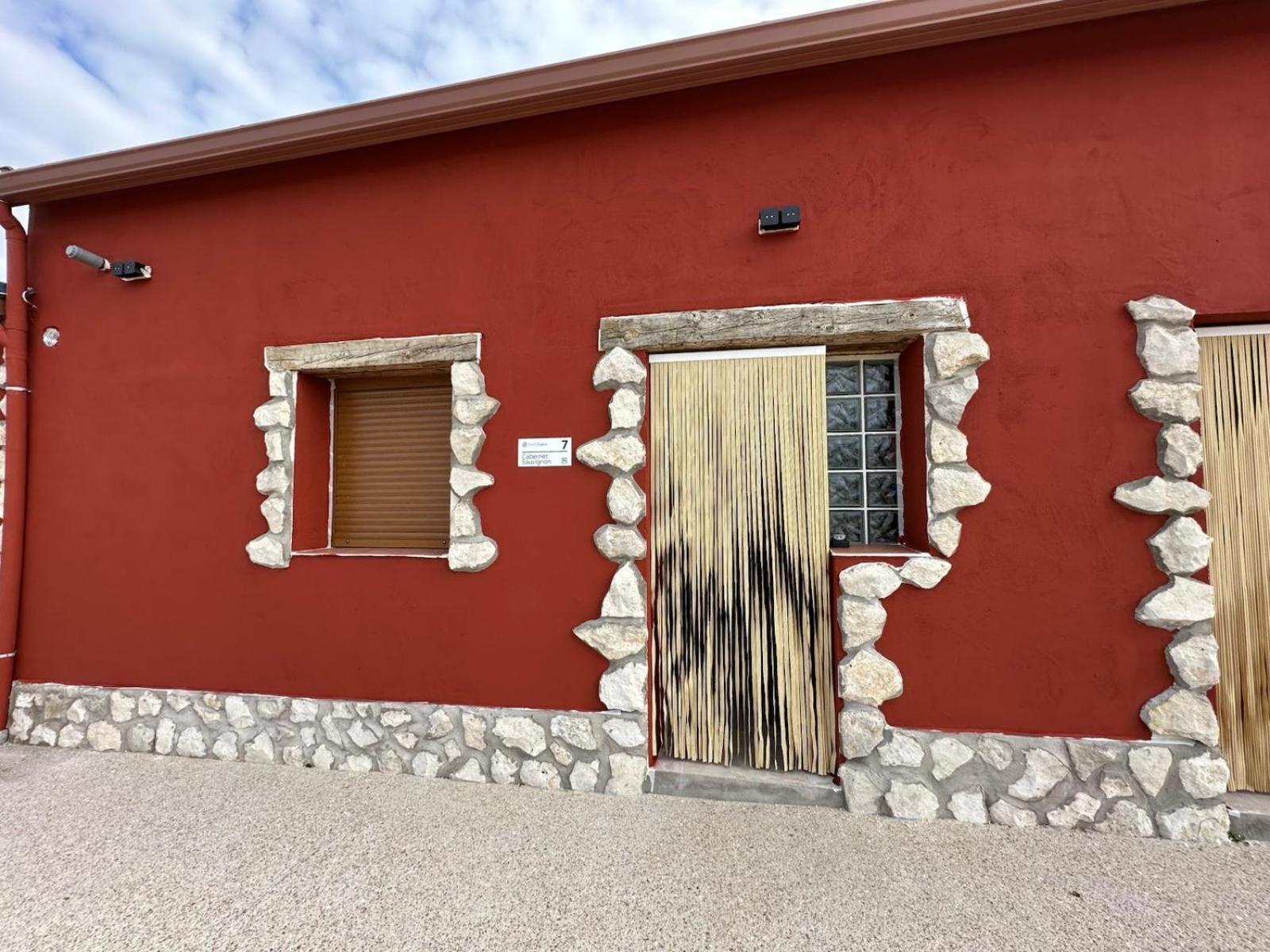 Finca Entrevinedos De Bodegas Marcos Peñafiel Екстериор снимка