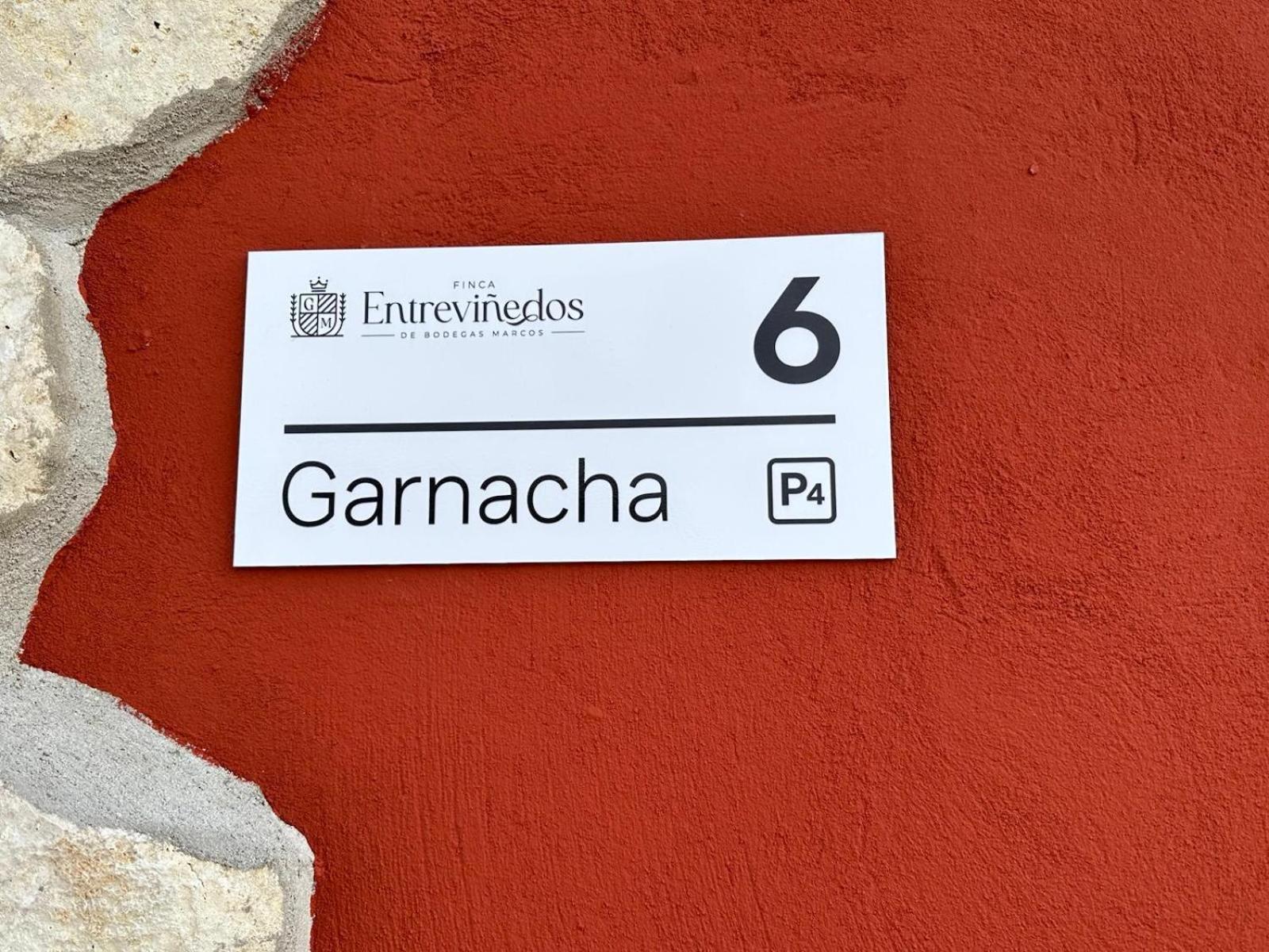Finca Entrevinedos De Bodegas Marcos Peñafiel Екстериор снимка